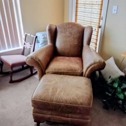 Leather Chair With Ottoman