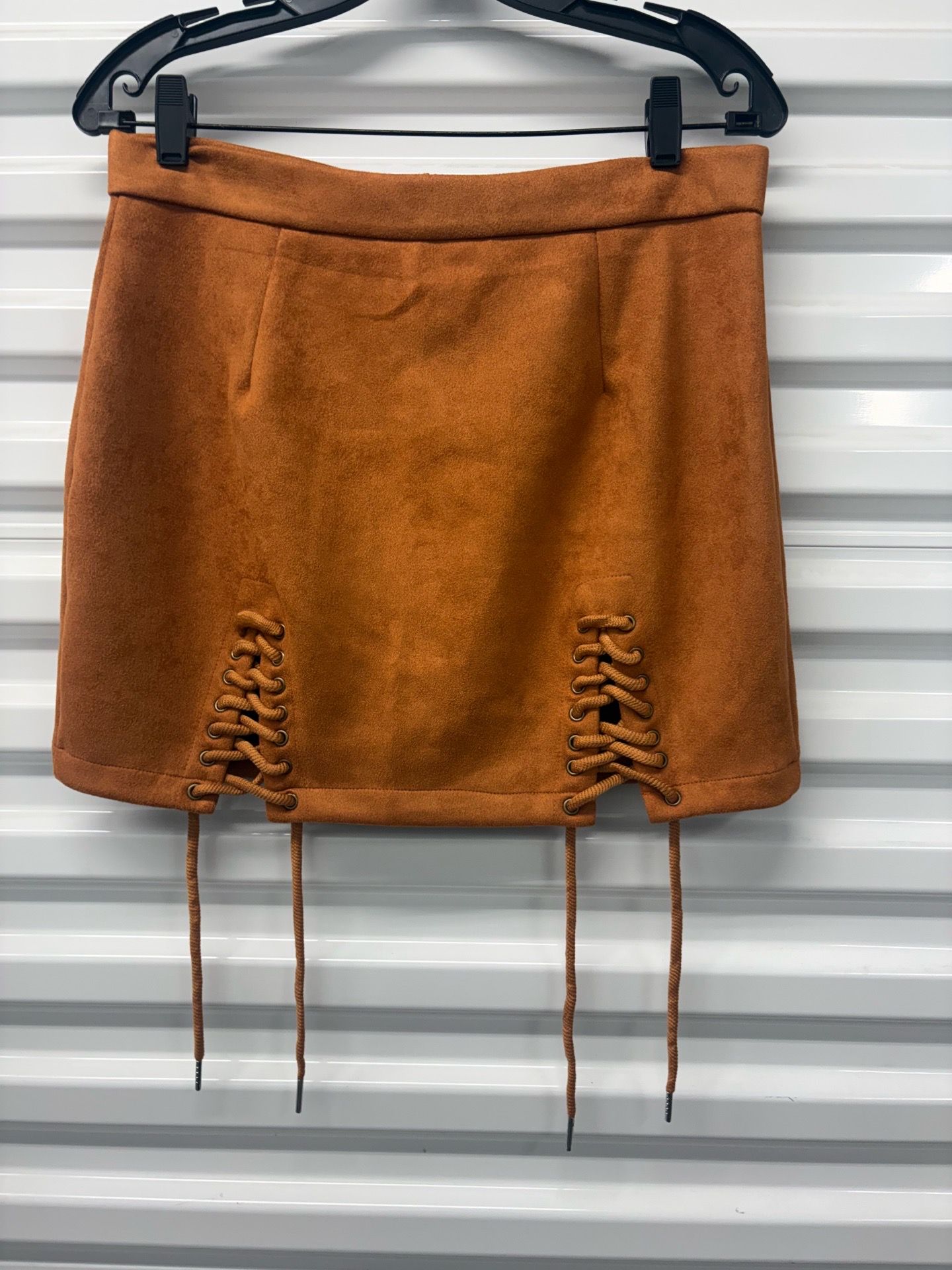 Women's Brown Solid Faux Suede Mini Skirt Short Lace-Up Accents Zip Back L