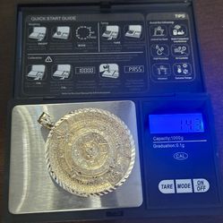 14K GOLD AZTEC CALENDAR