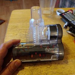 Dyson Vacum Attachment