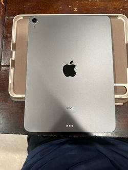 IPad Air 4th Generation with Apple Pencil