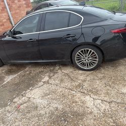 2019 Alfa Romeo Giulia