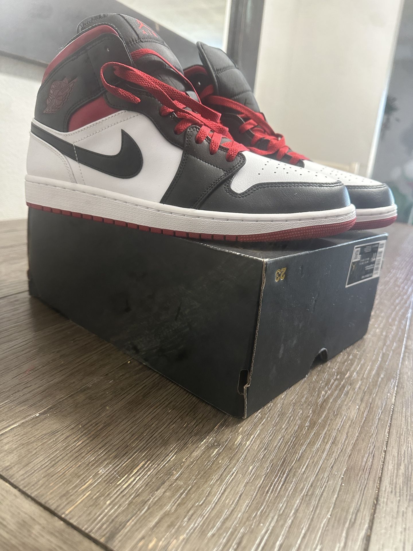 Air Jordan 1