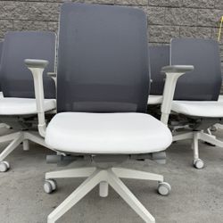 Steelcase AMQ Fully Loaded High Mesh Back Office Chair