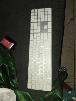 Wireless apple keyboard