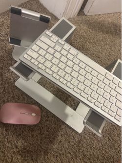 Laptop & iPad accessories