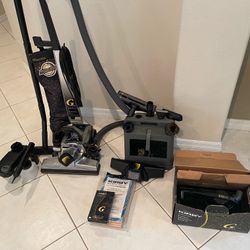 Kirby  G6 Performance Vacuum With Shampoo Attachments