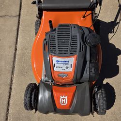 Husqvarna LC221A Self-Propelled AWD 21" Push Mower