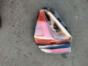 2016-2020 Toyota Mirai Tail lights with all the accessories OEM.