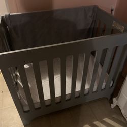 Mini Crib  