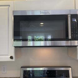 Kitchenaid Microwave In Great Condition