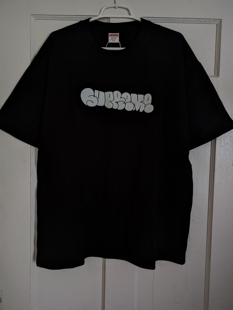 Supreme Shirt / Size XL  /    New