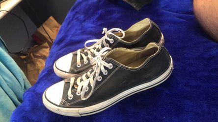 Size 10 Men’s Converse shoes