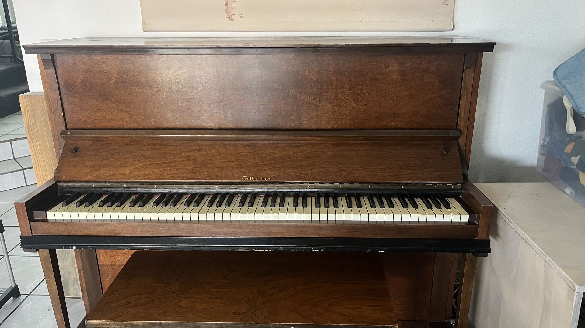 Gulbransen upright piano