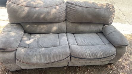 2 cushion recliner brown