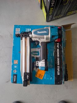 Makita AT1150A Pneumatic Stapler – New