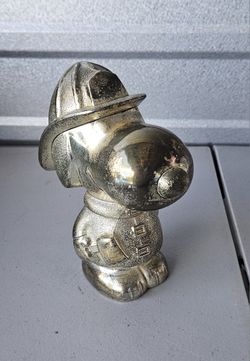 Vintage Metal Snoopy Bank