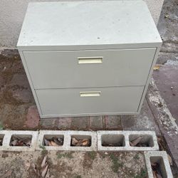 2 Drawer File Cabinet 