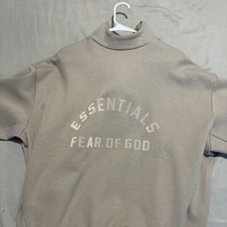 Essential Hoodie