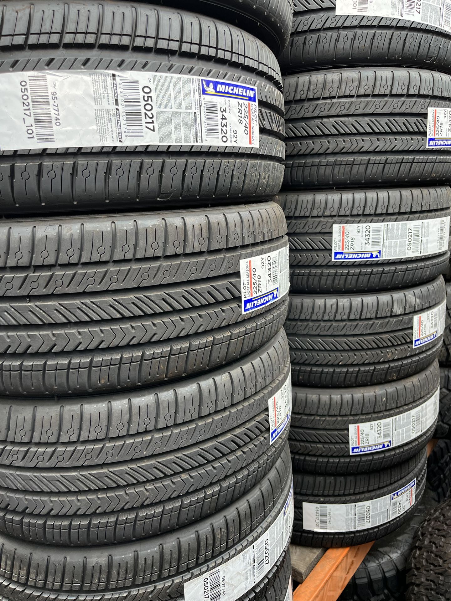 MICHELIN PILOT SPORT ALL SEASON 4 255/40R18 TIRES FOR SALE!!!!!!