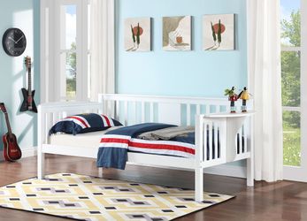 Bethany White Twin Daybed