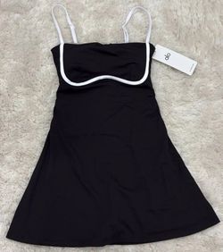 ALO Yoga Airbrush Streamlined Dress M Black/White – brand new with tags