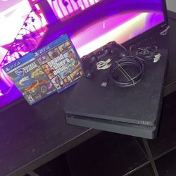 PS4 SLIM WITH GTA & ROCKET LEAGUE & TURTLE BEACH HEADSET