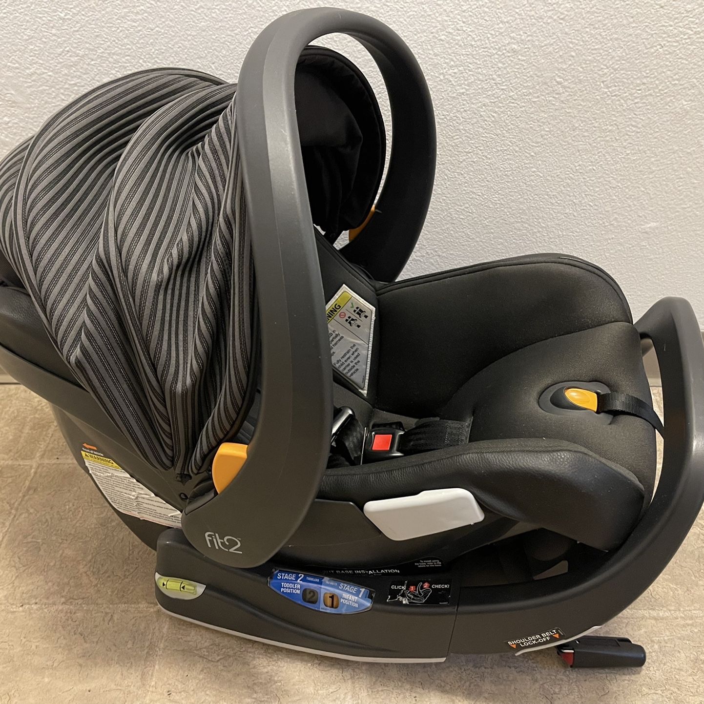 Chicco Fit2 Infant Toddler Car Seat and Chicco Shuttle Caddy Stroller for Sale in Kirkland WA OfferUp
