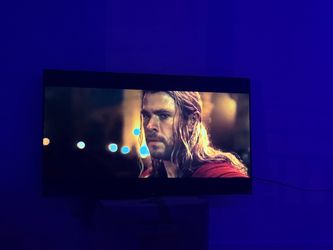 TLC 50’ TV