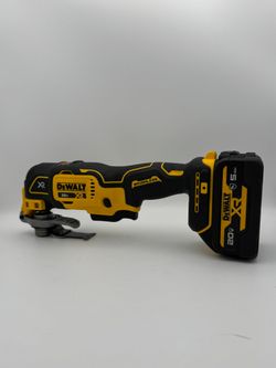 DEWALT DCS356 20V MAX OSCILLATING MULTI-TOOL USED