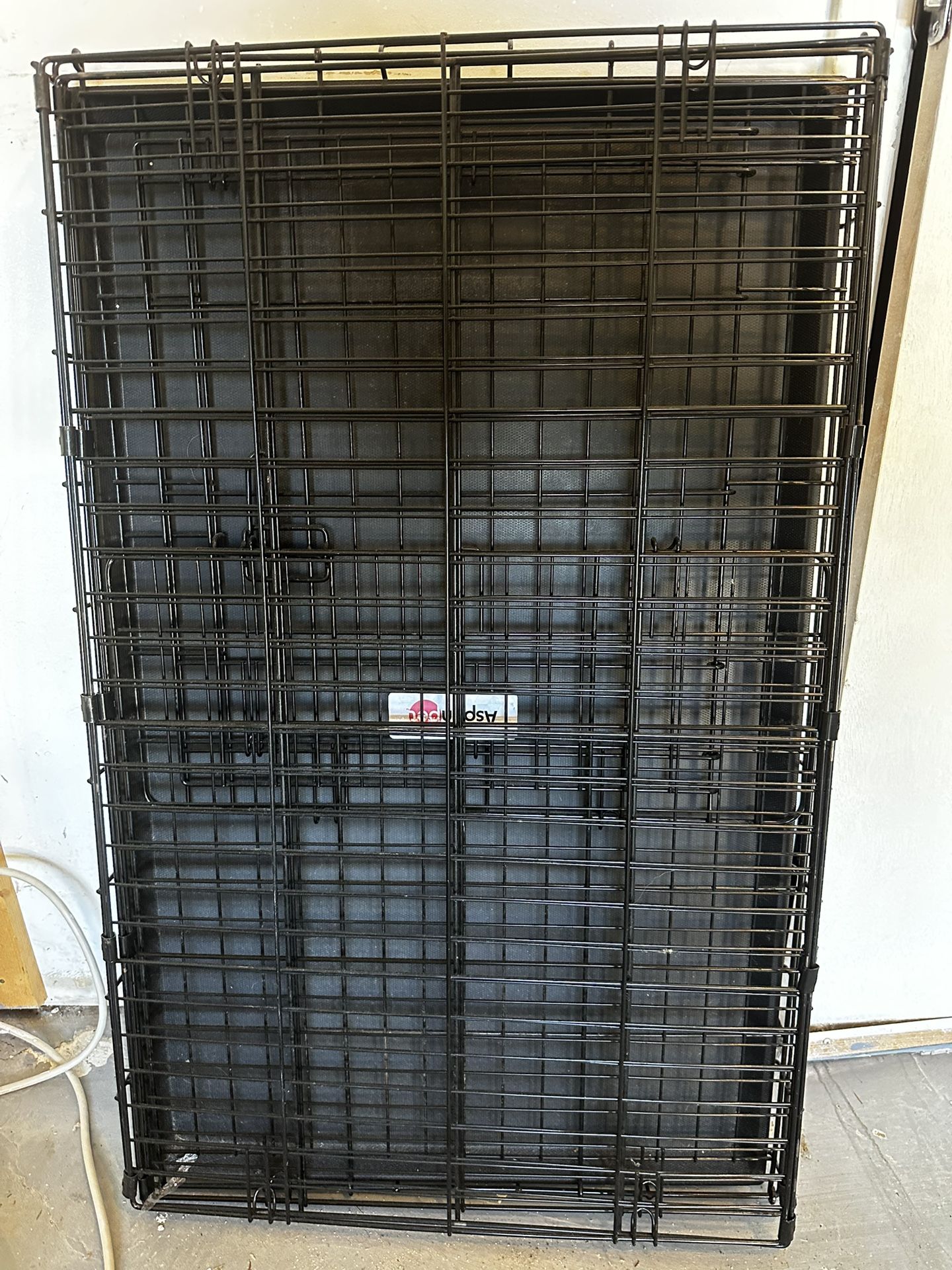 Medium Sized Dog Crate