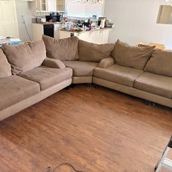 Sectional couch