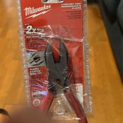 Milwaukee Iron worker Plyers