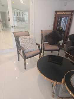 Set Of 4 Beautiful Wood Arm Chairs