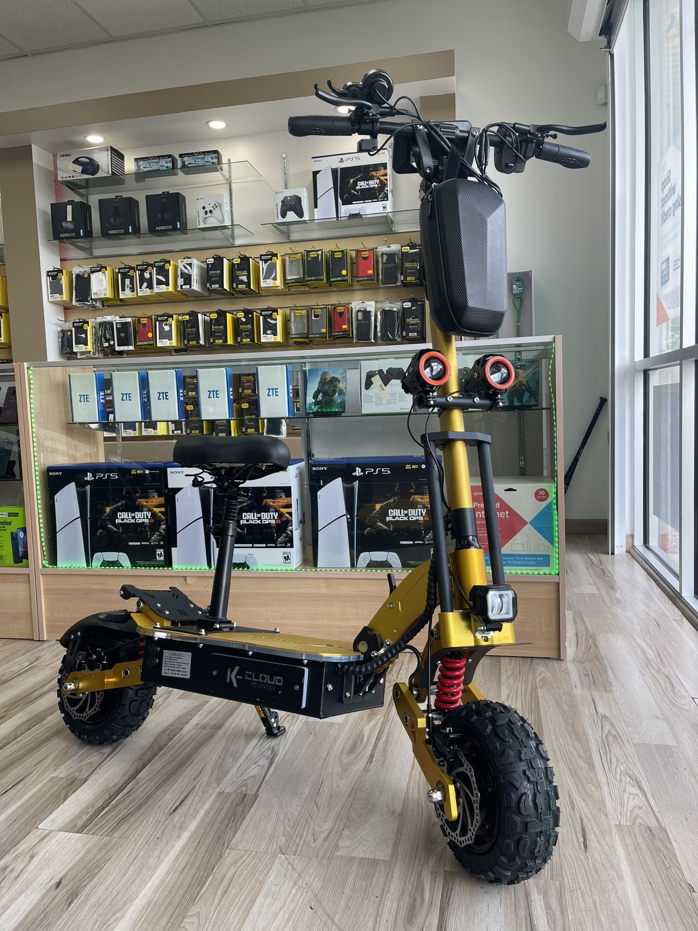 Golden K-Cloud Escooter Electric Scooter Can Go Up To 65MPH Long Range Shop Without Using Credit! $0 To $100 Down To Take It!