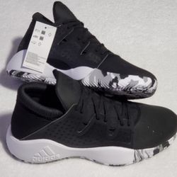 MEN'S SIZE 10 / WOMEN'S SIZE 11.5: ADIDAS B-BALL SHOES!!