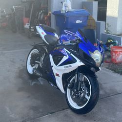 Suzuki Gsxr 750