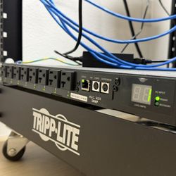 Tripp-lite PDUMH20ATNET w/ network card