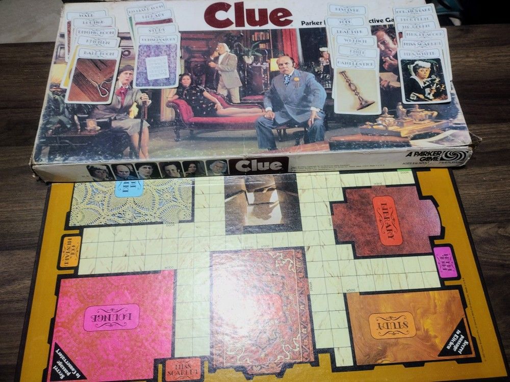 1972 Clue Replacement Game Board And Complete Card Set
