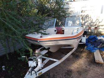 16' Glastron Boat 70 hp Johnson!!