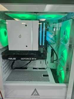 Gaming PC + Monitor + Accesories