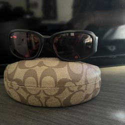 Coach sunglasses w/Case 