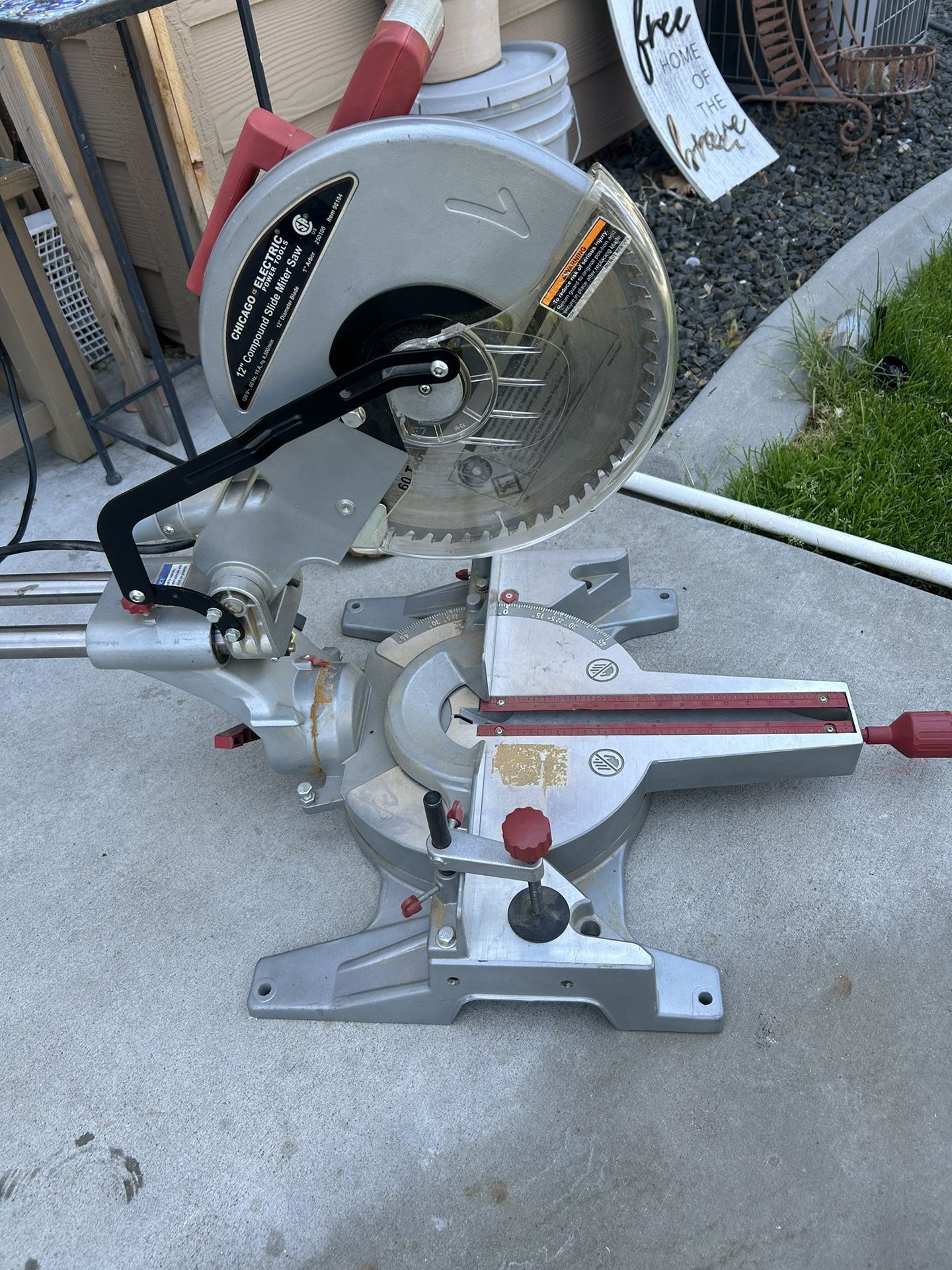 Chicago Electric 12” compound Saw