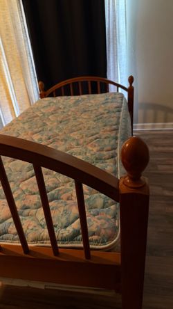 Twin Size Solid Wood Bed