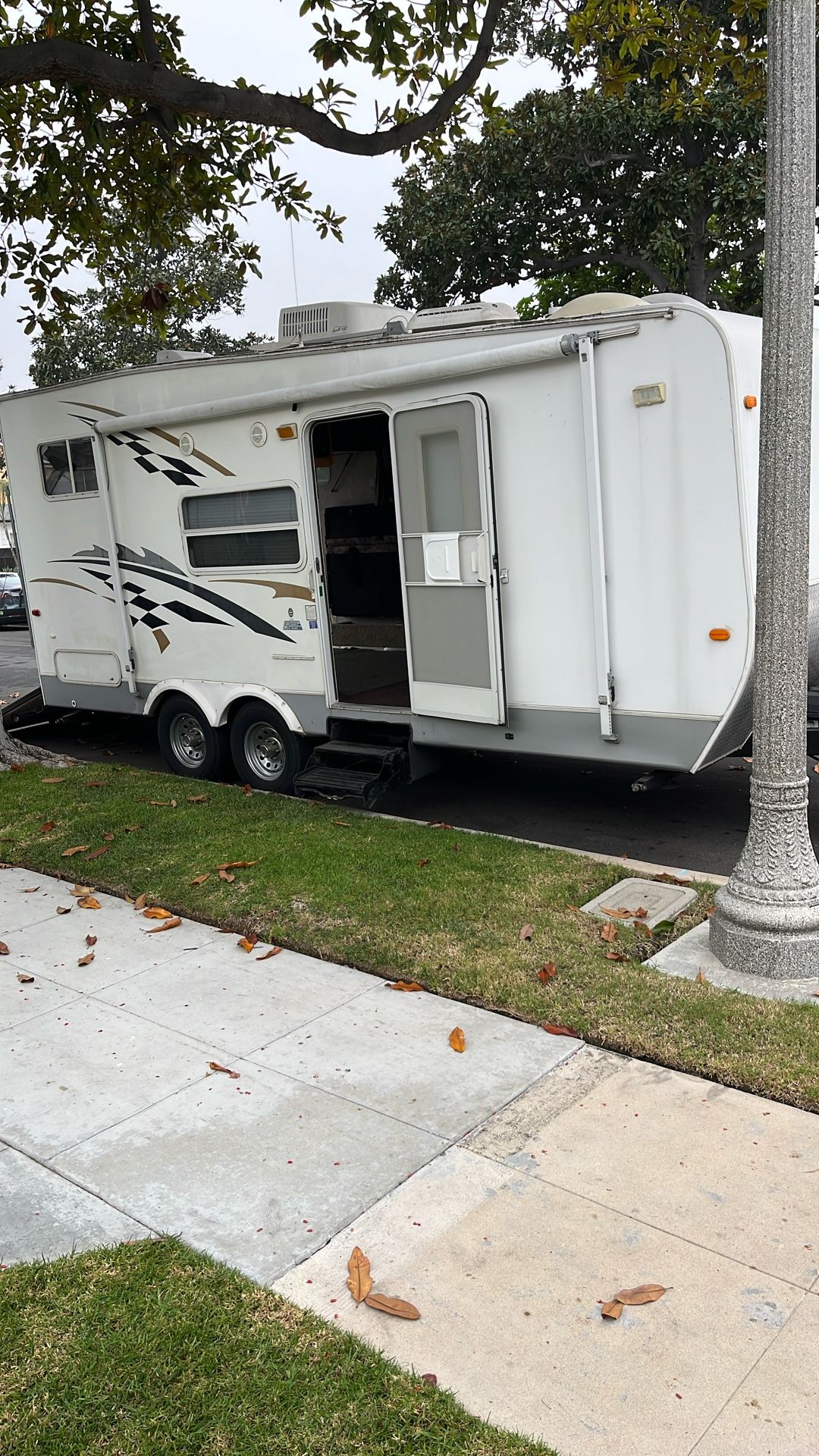 2004 21 ft toy hauler 21 ft