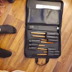 Klein Tools Insulated Carrying Case Electricians Screwdriver Set 9 Pieces