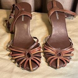 Sz 7.5 W Naturalizer Brown Leather Wedge Sandals