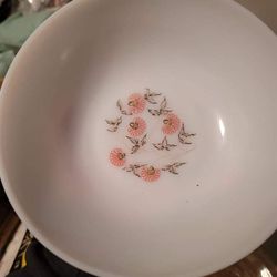 Milk Glass Bowl. Very Old, Excellent Con . 