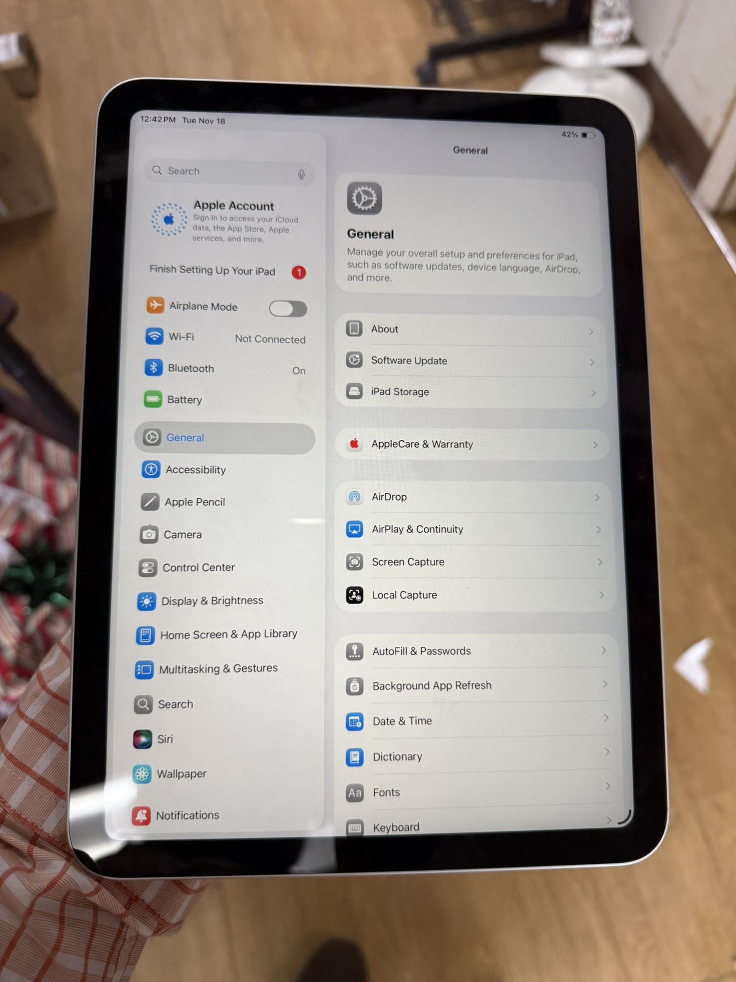 Apple iPad 10th Gen 64gb WiFi Model 