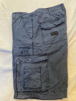 Men’s affliction cargo shorts size 34